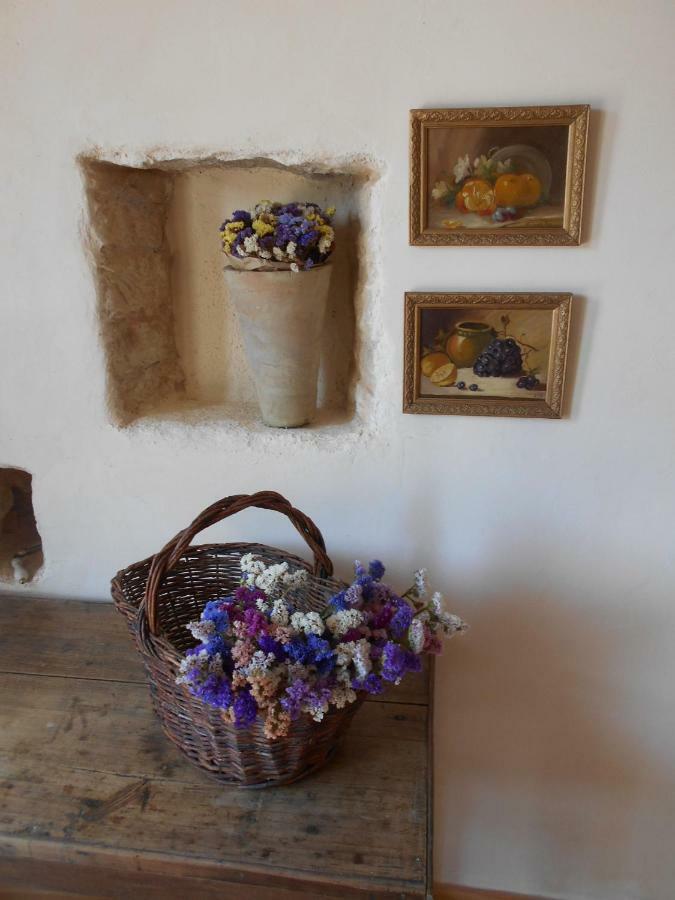 Bed and Breakfast Bastida De Beata Noailles  Екстер'єр фото
